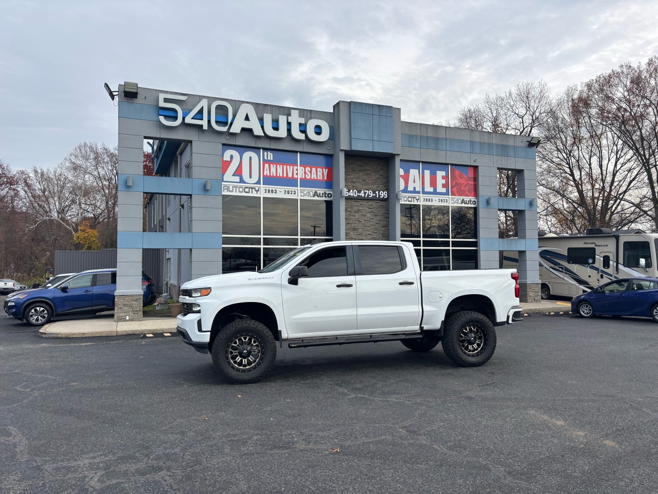 2021 Chevrolet Silverado 1500 2WD Crew Cab Custom Lifted Truck