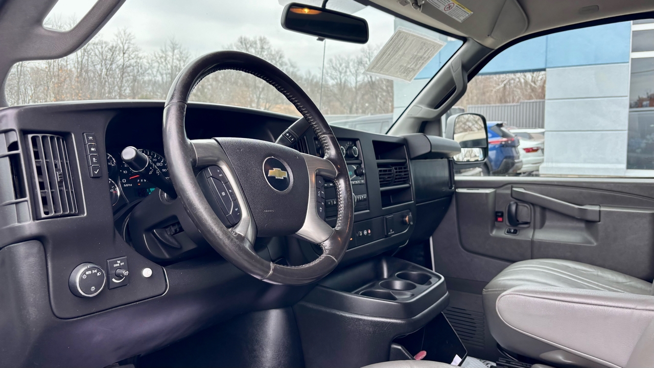 Chevrolet Express  2017