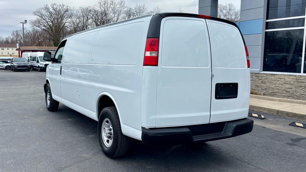 Chevrolet Express  2017