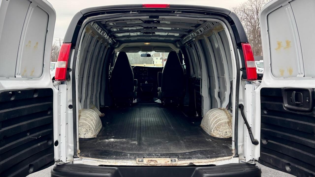 Chevrolet Express  2017