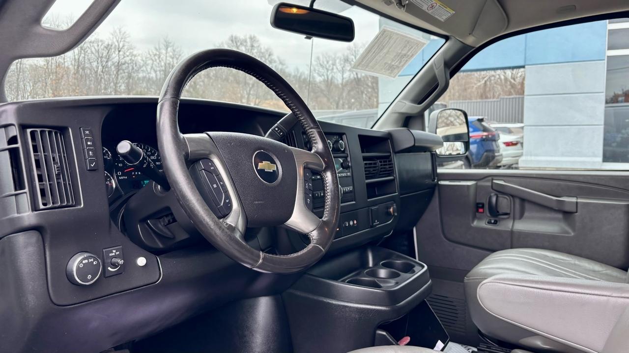 Chevrolet Express  2017