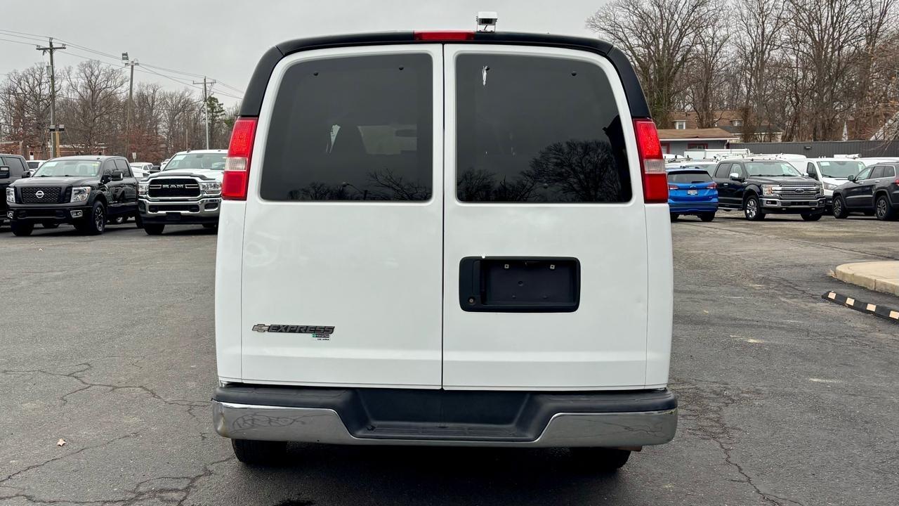 Chevrolet Express  2017