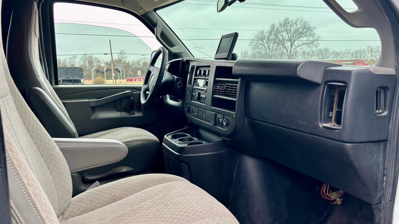 Chevrolet Express  2017