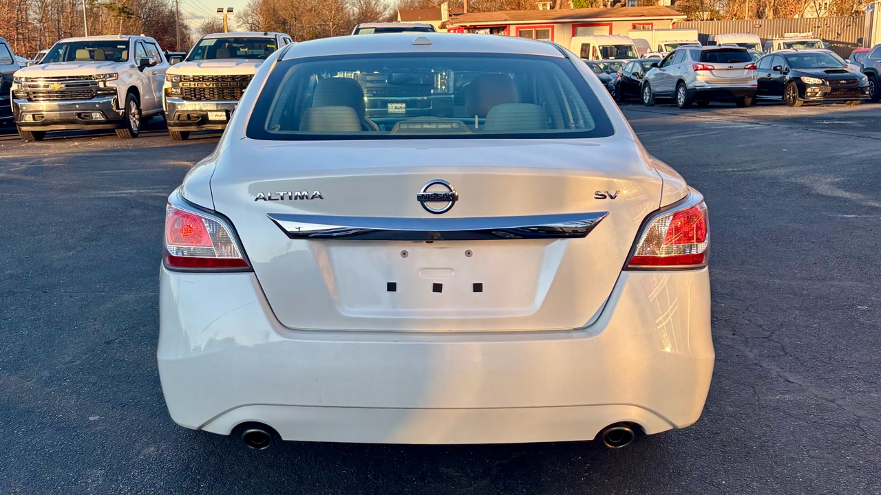 Nissan Altima  2015