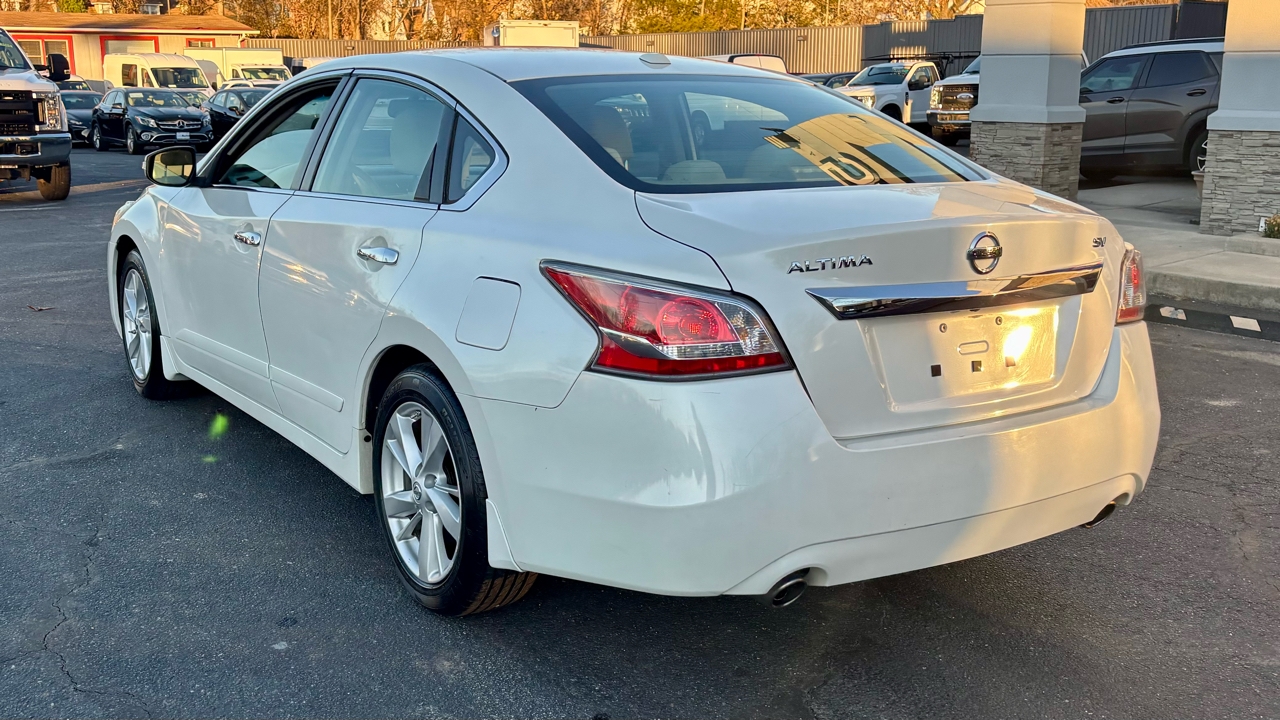 Nissan Altima  2015