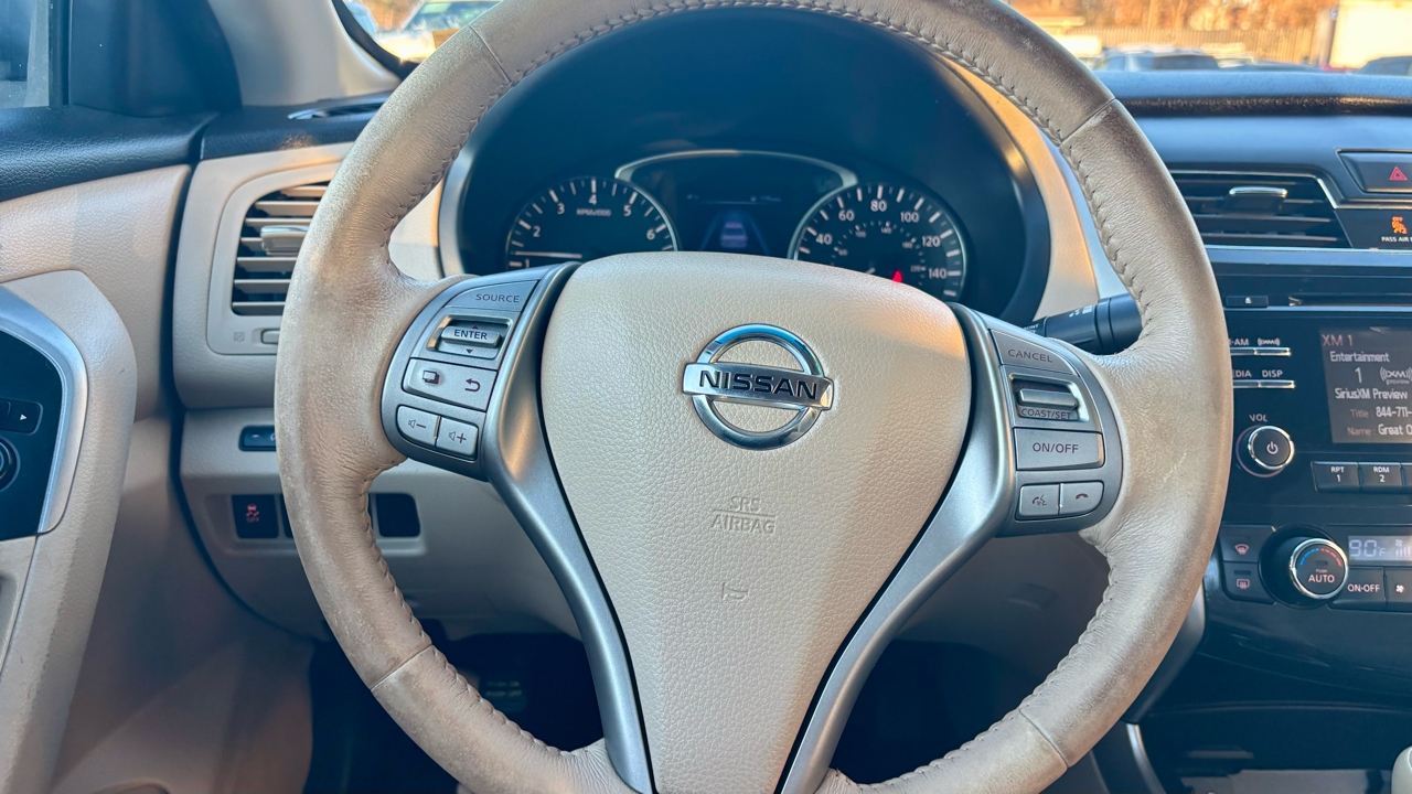 Nissan Altima  2015
