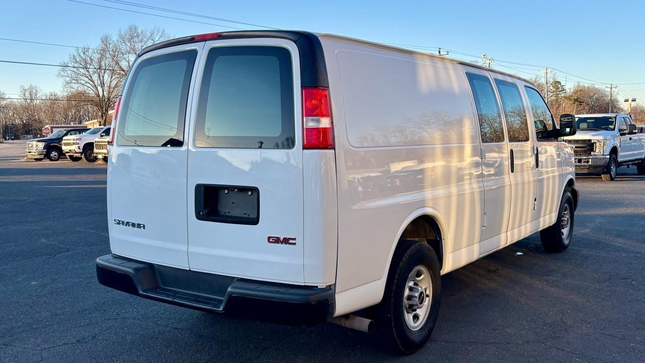 GMC Savana  2020