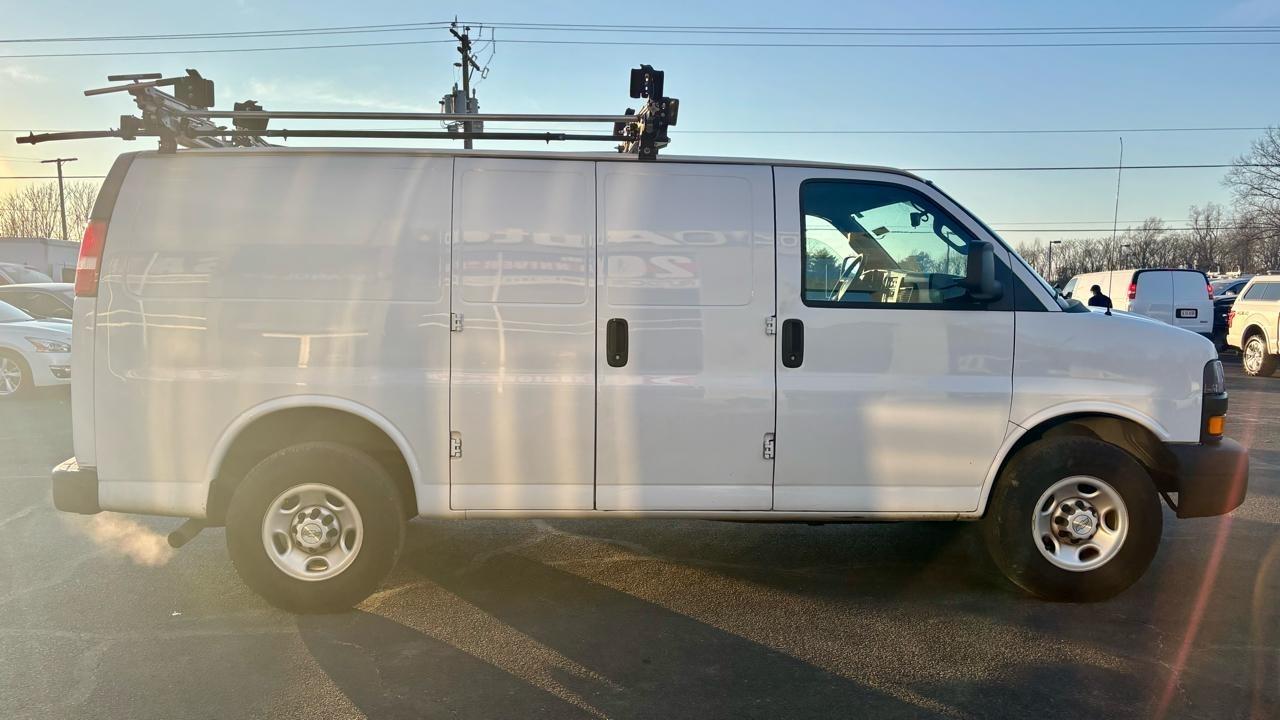 Chevrolet Express  2022