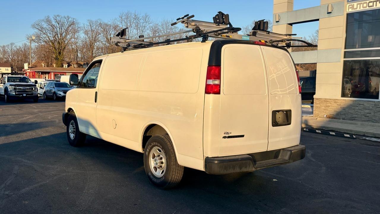 Chevrolet Express  2022