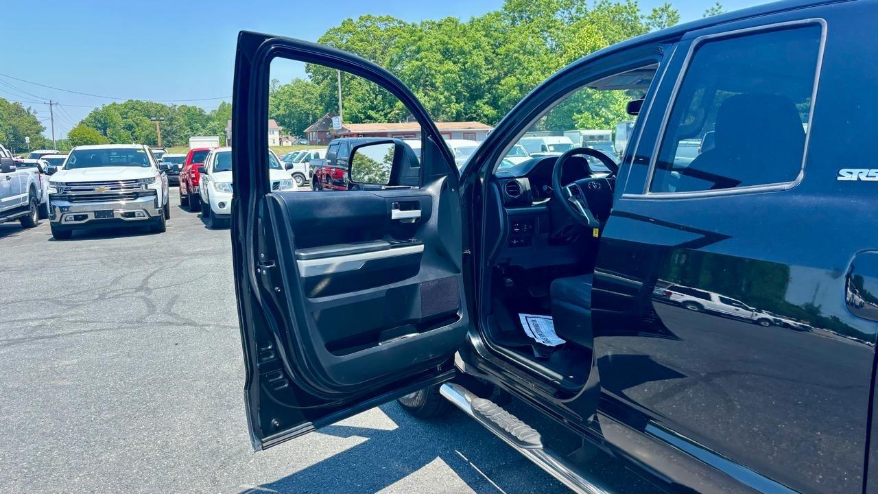 Toyota Tundra  2019