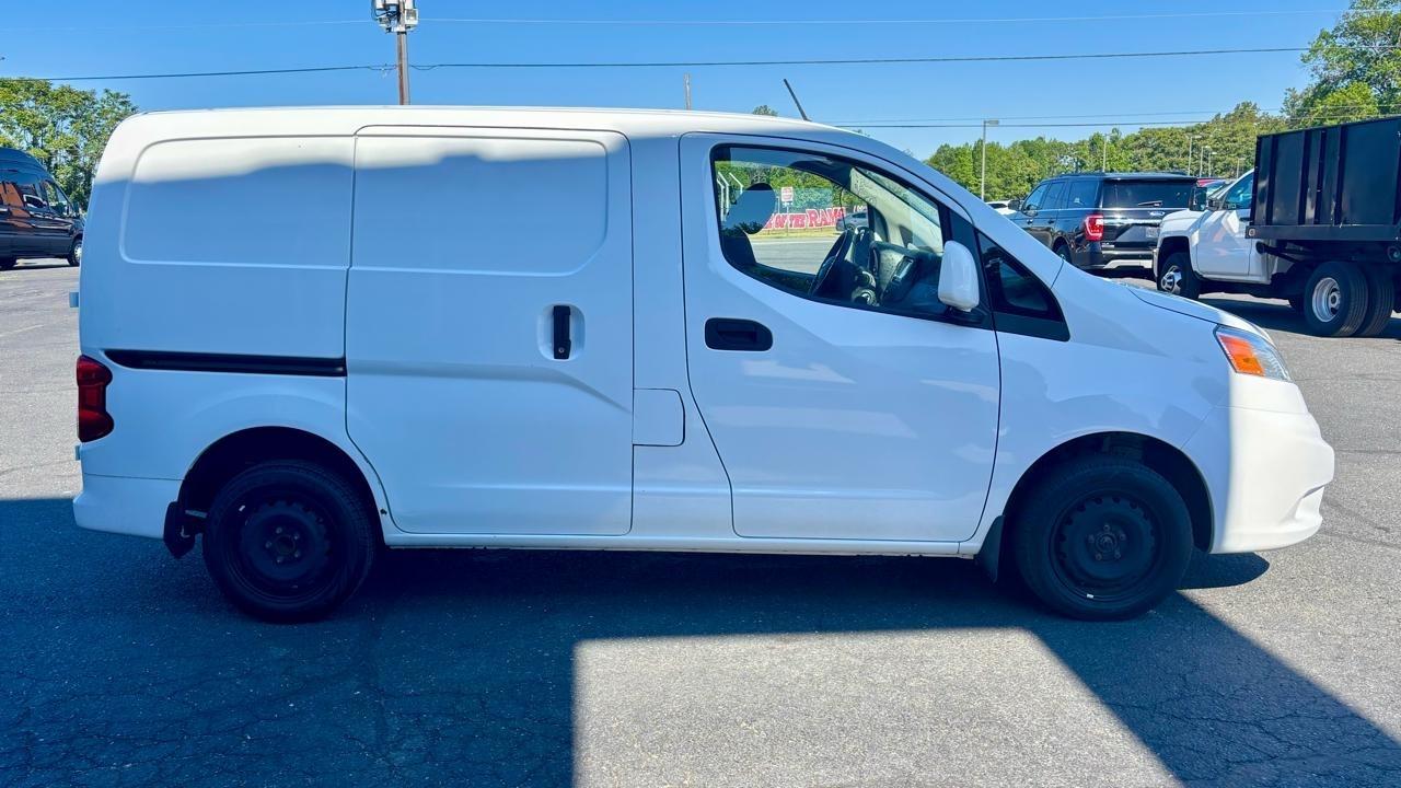 Nissan NV200  2018