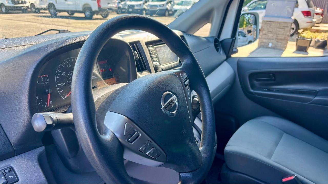 Nissan NV200  2018