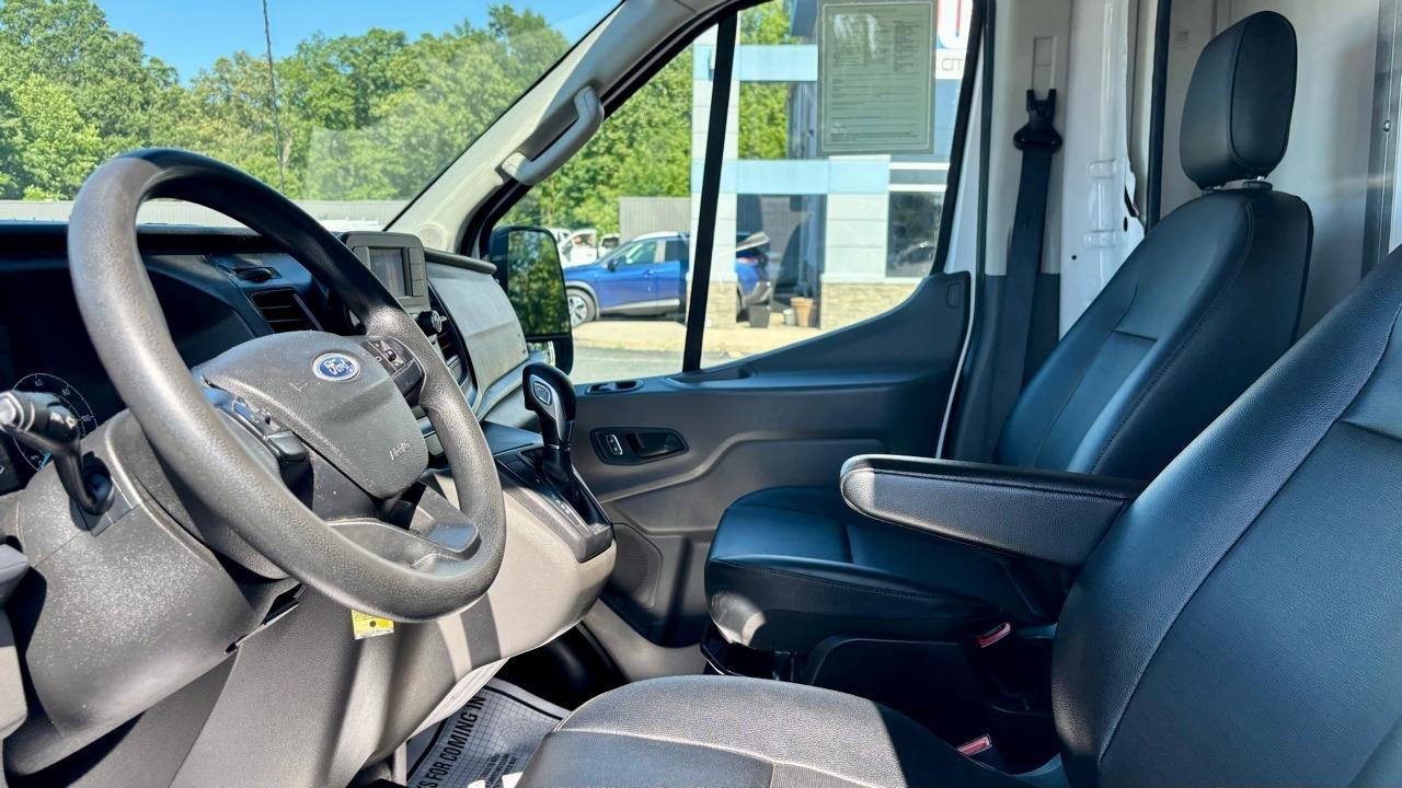 Ford Transit  2022