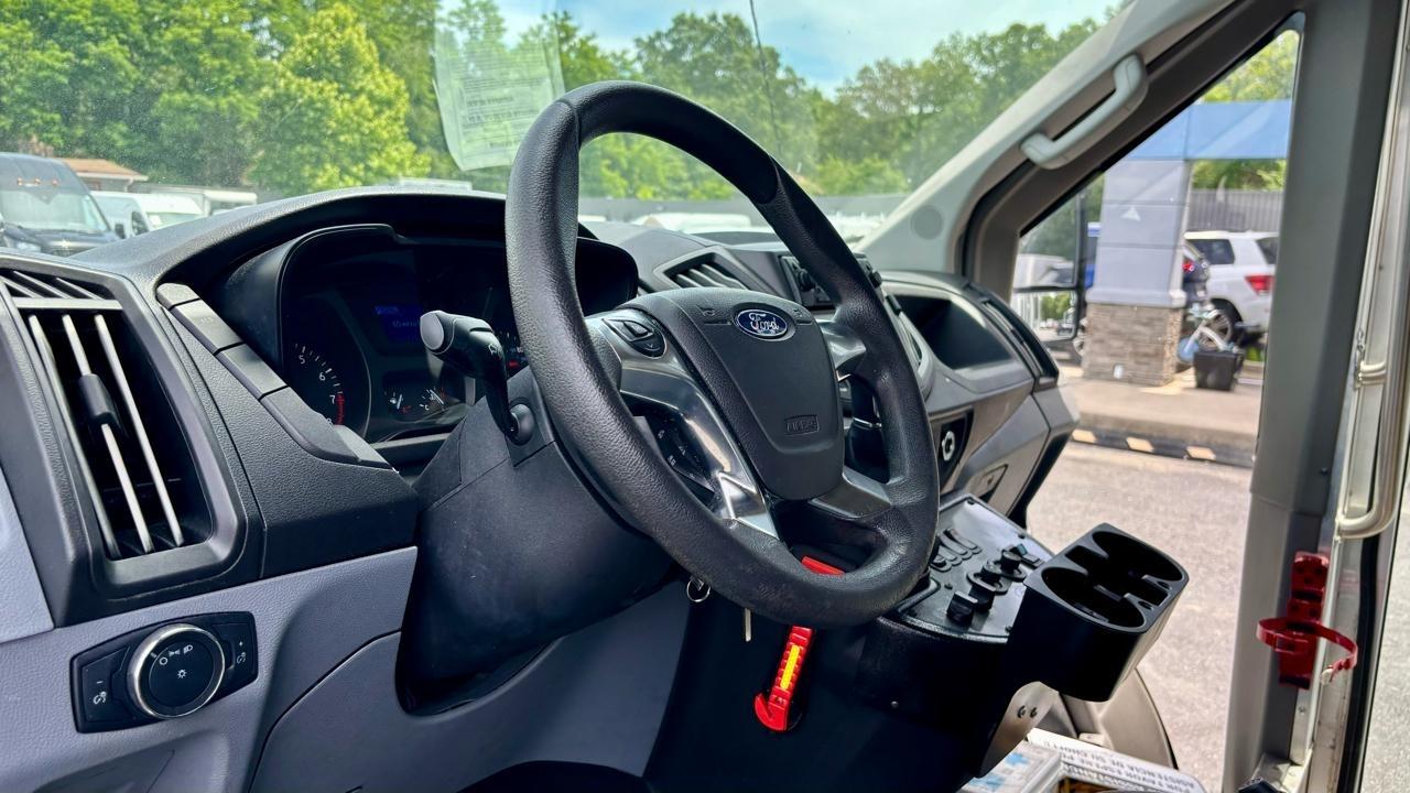 Ford Transit  2019