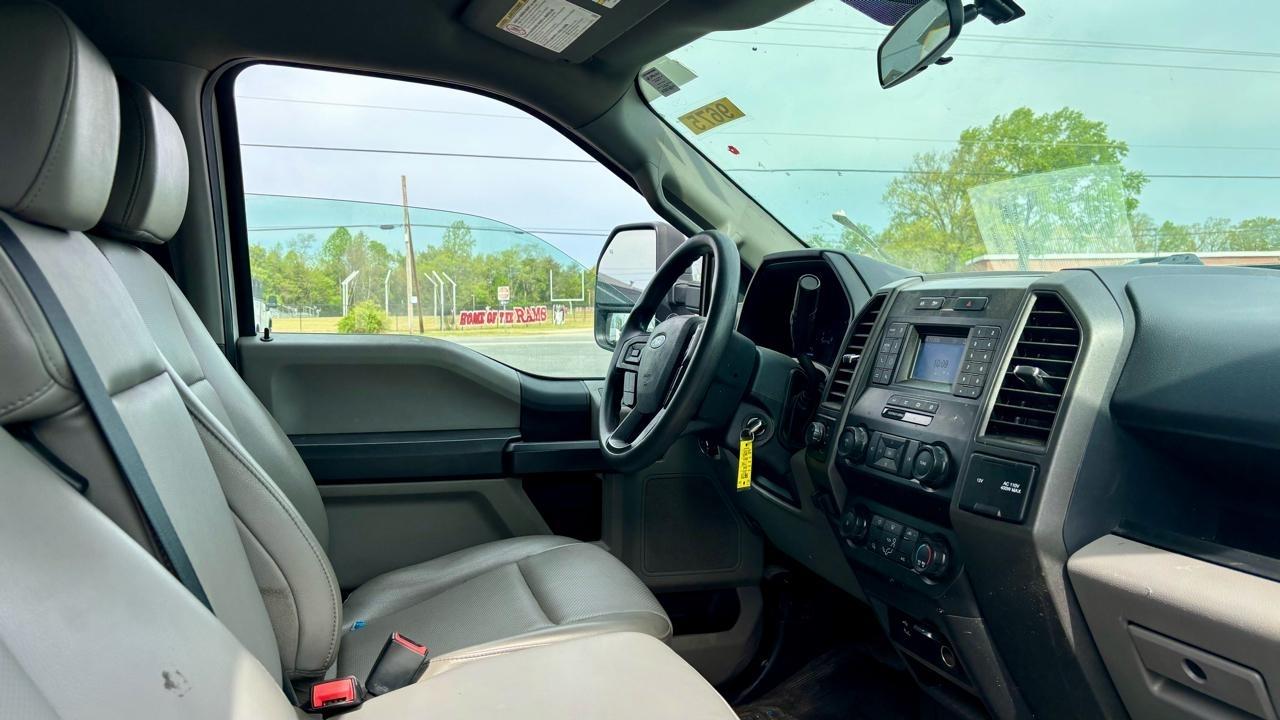 Ford F-550  2022