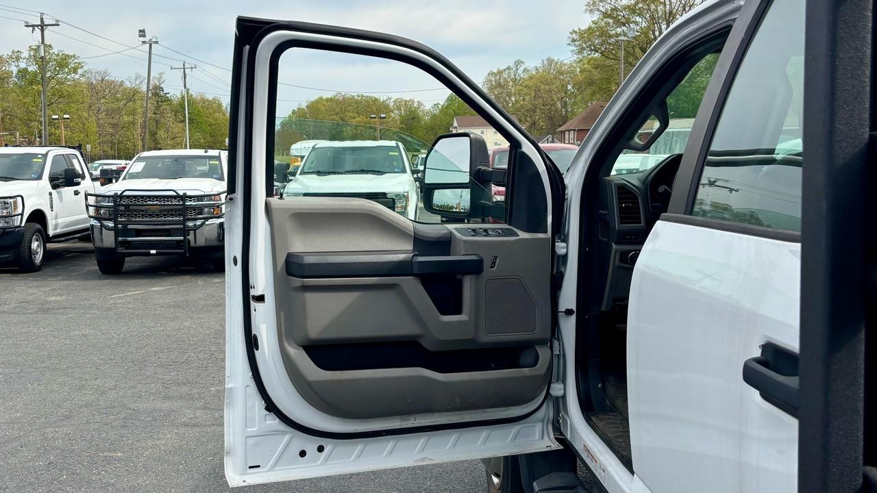 Ford F-550  2022