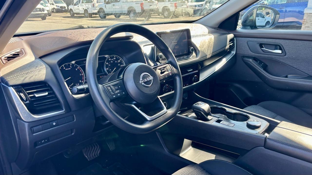 Nissan Rogue  2021
