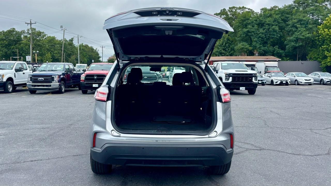 Ford Edge  2021