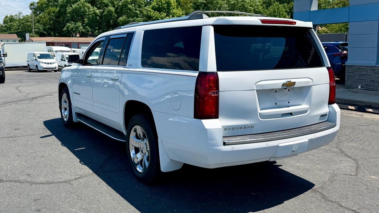 Chevrolet Suburban  2017