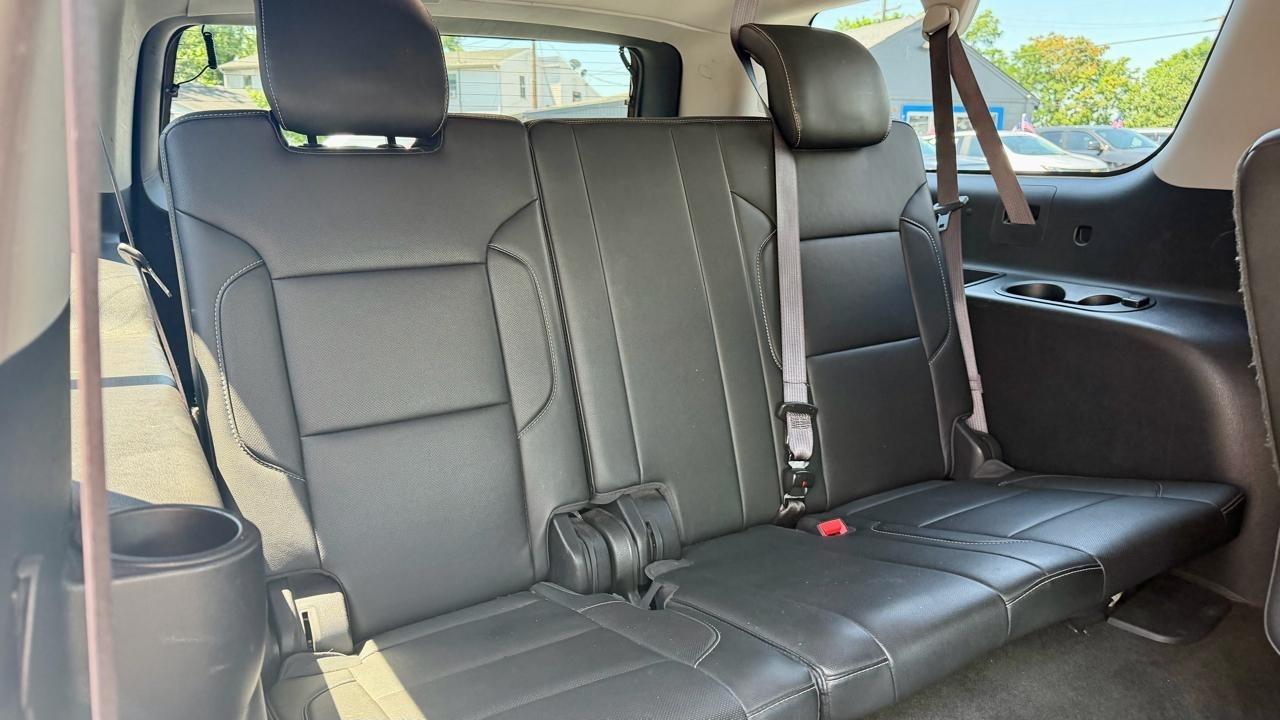 Chevrolet Suburban  2017
