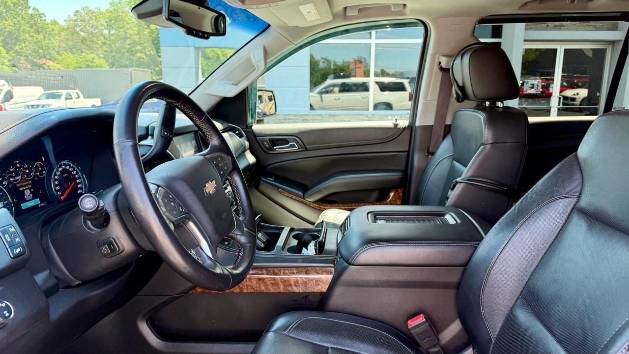 Chevrolet Suburban  2017