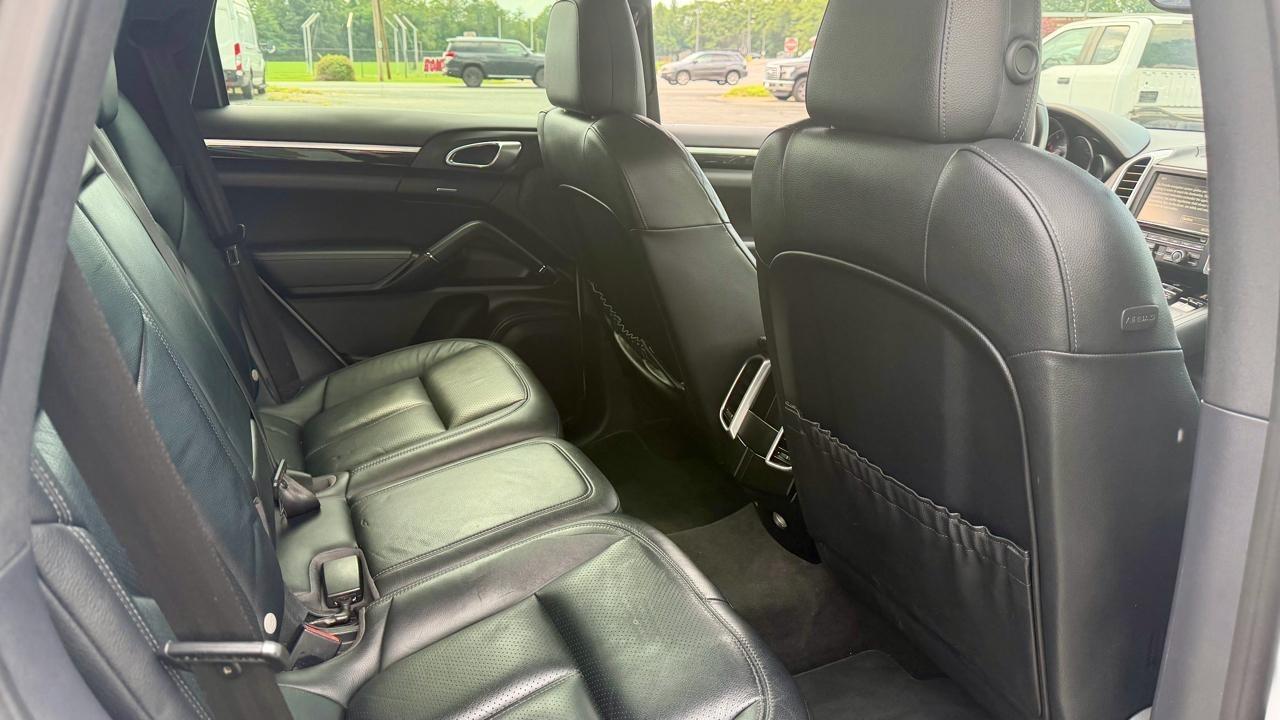 Porsche Cayenne  2016