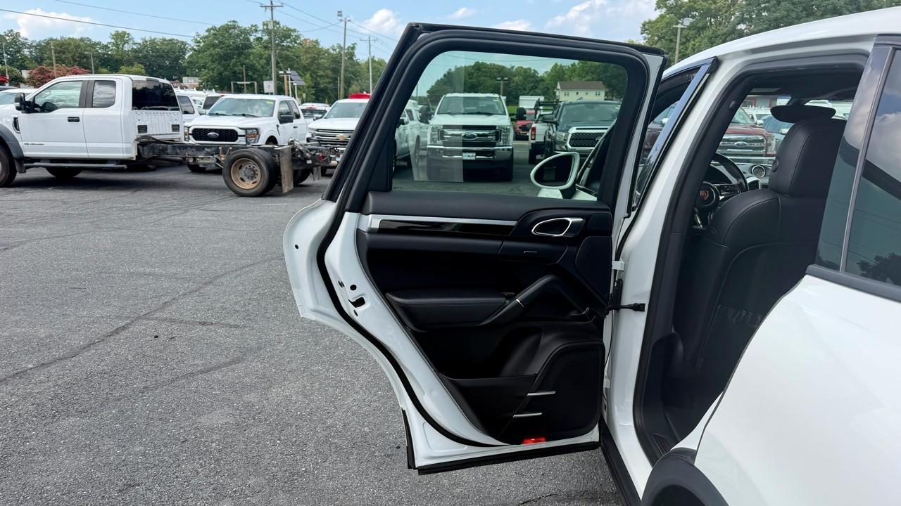 Porsche Cayenne  2016