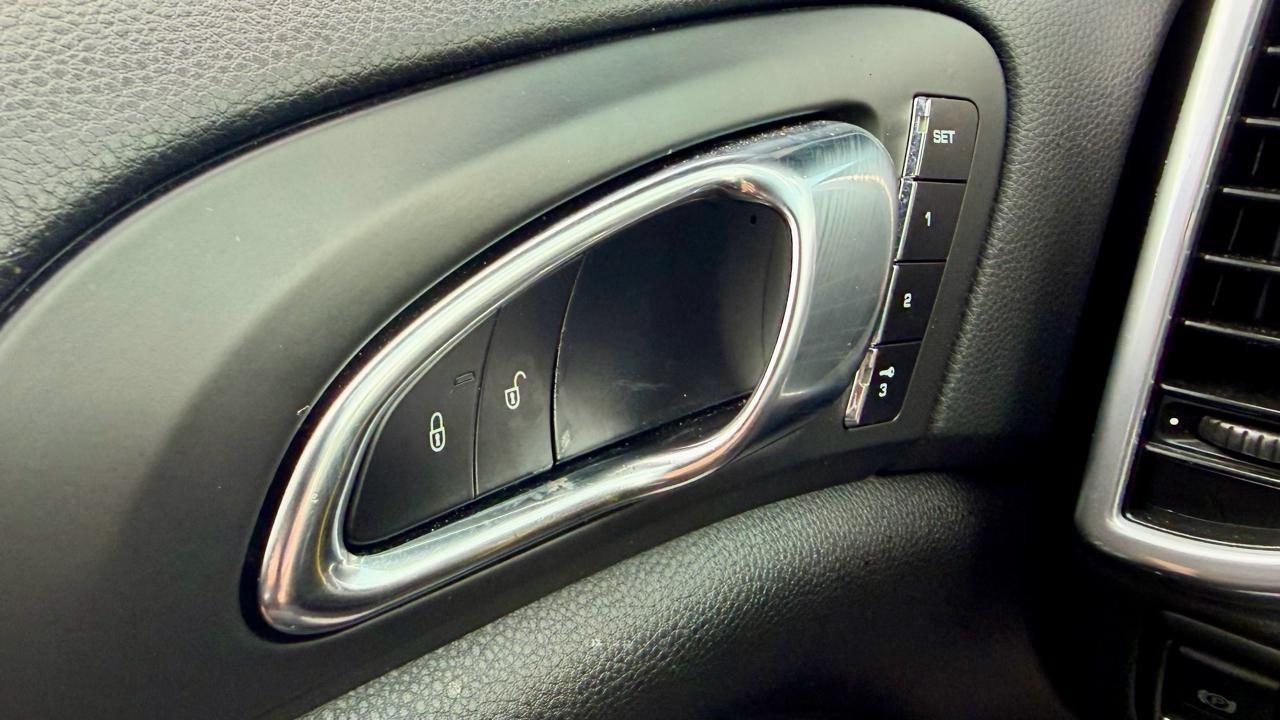 Porsche Cayenne  2016