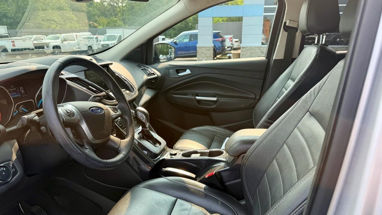 Ford Escape  2014