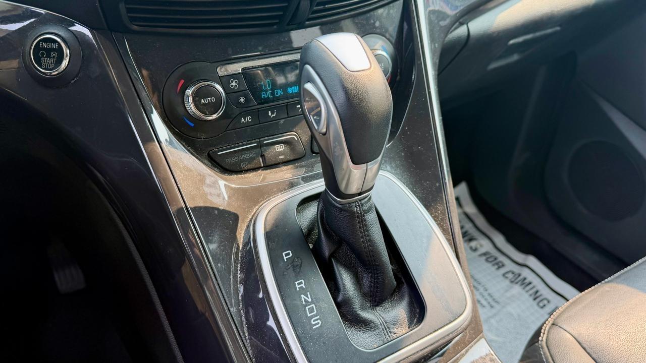 Ford Escape  2014