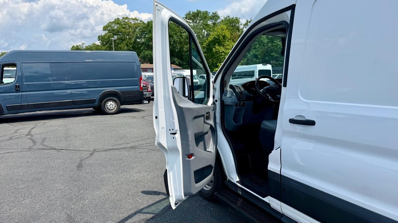 Ford Transit  2019