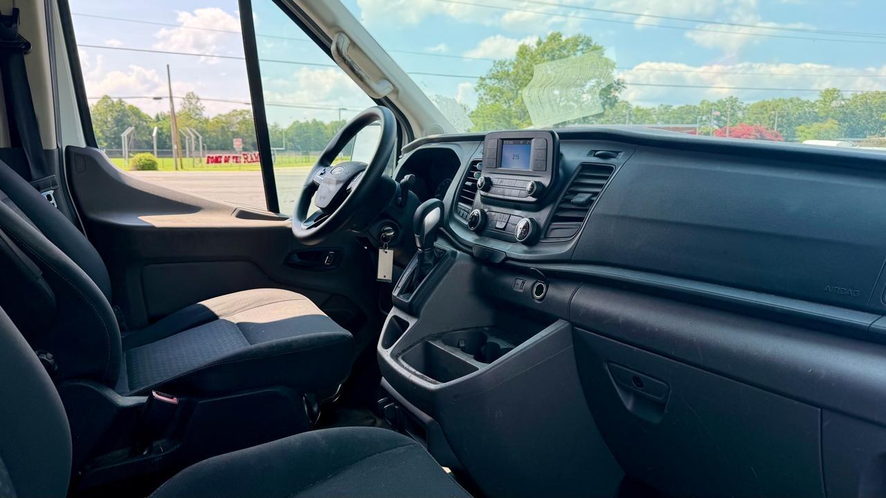 Ford Transit  2023