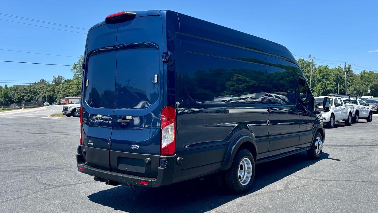 Ford Transit  2022