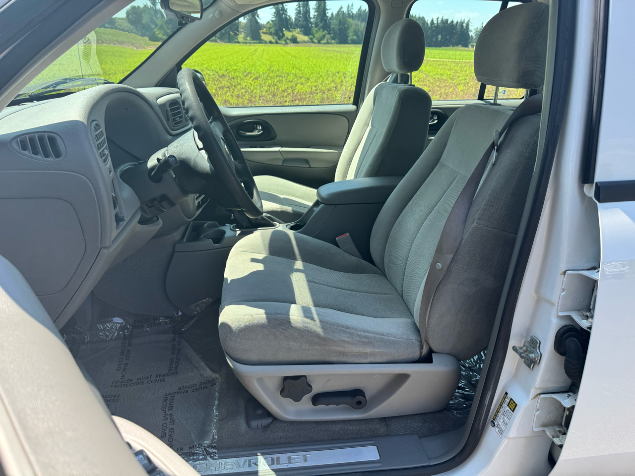 2006 Chevrolet Trailblazer LS photo 2