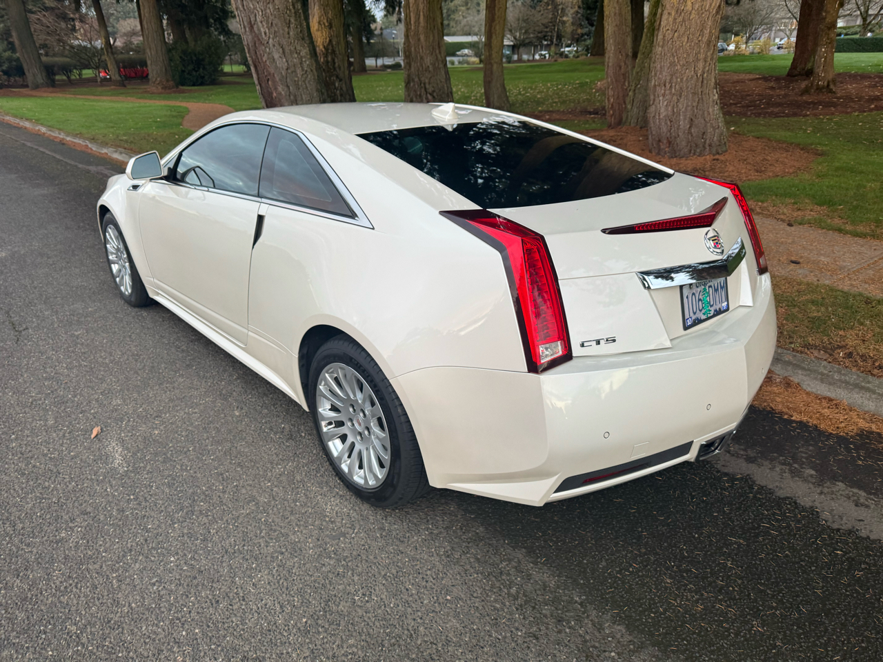 2012 Cadillac CTS Base Coupe photo 2