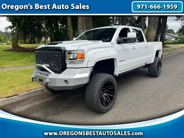 White 2018 GMC Sierra 3500HD Pickup Truck Four-Wheel Drive Automatic