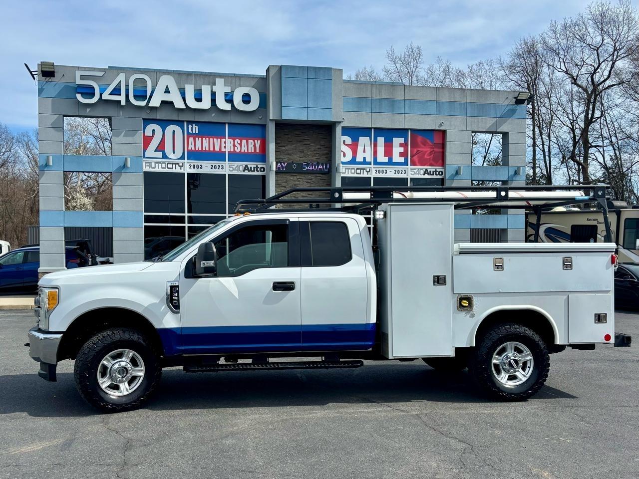 2017 Ford F-350 Super Duty XLT SuperCab LB 4WD