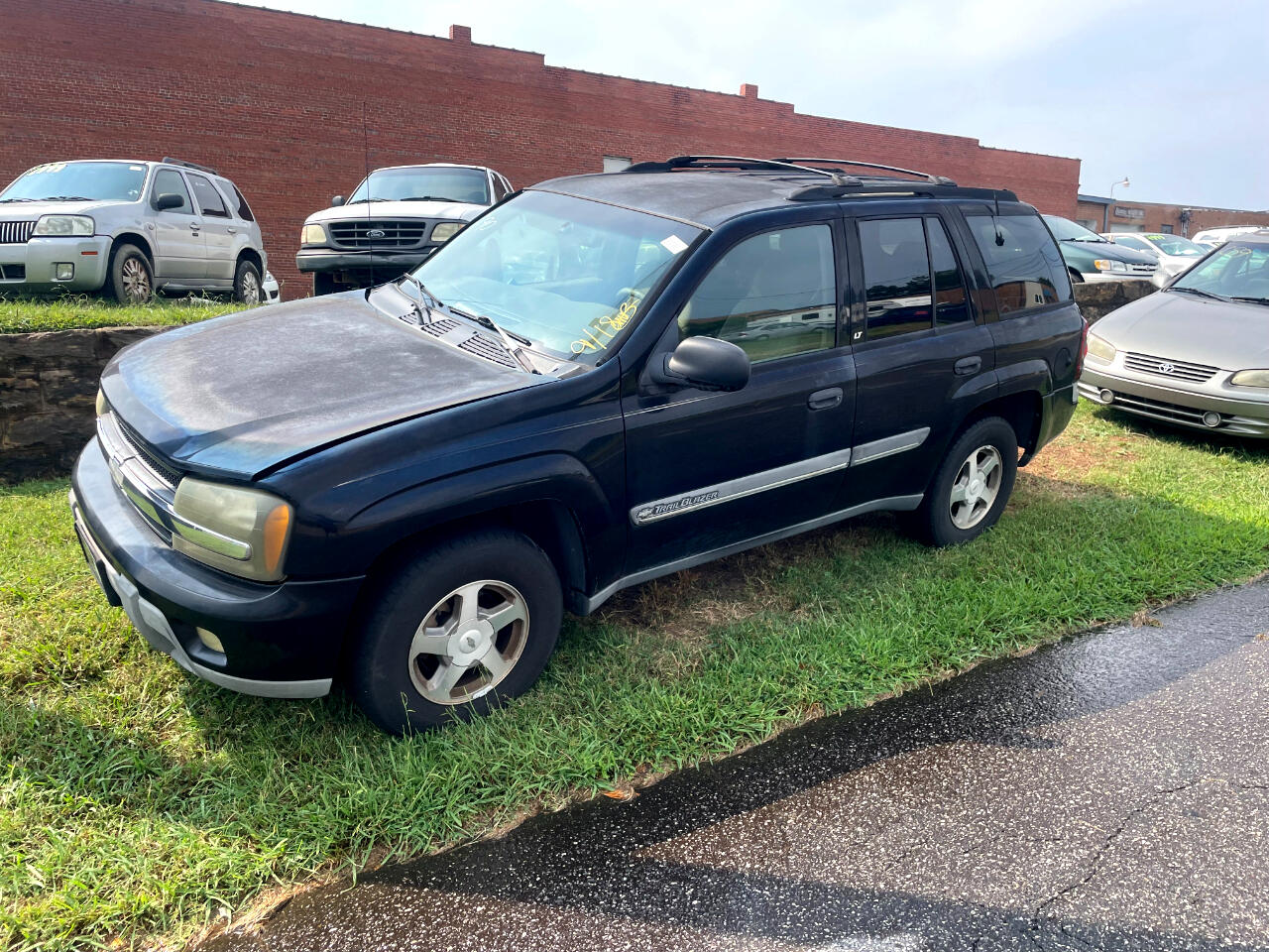 2002 Chevrolet TrailBlazer LS 2WD