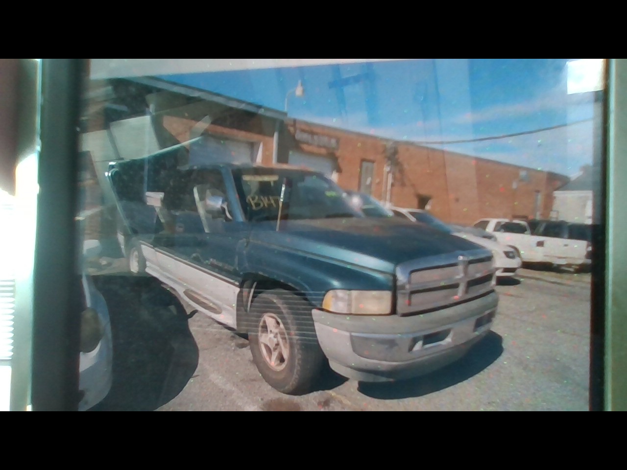 1997 Dodge Ram 1500 ST Club Cab 6.5-ft. Bed 2WD