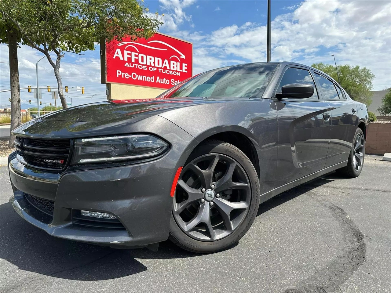 Used 2017 Dodge Charger SXT RWD for Sale in Tucson AZ 85711 Affordable