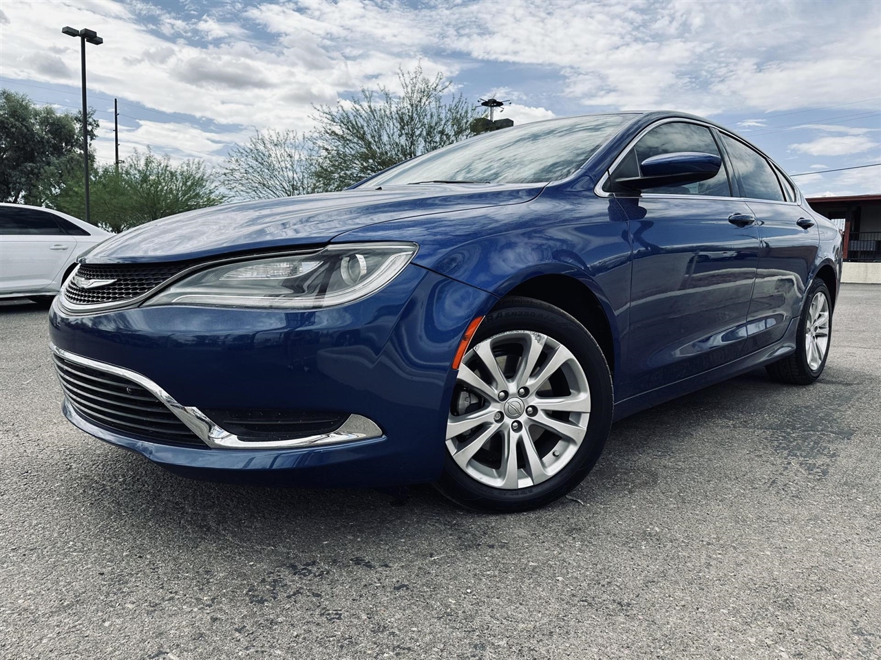 2016 Chrysler 200 4dr Sdn Limited FWD