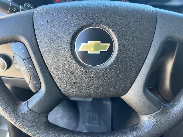 2020 Chevrolet Express Passenger LT - Photo 28