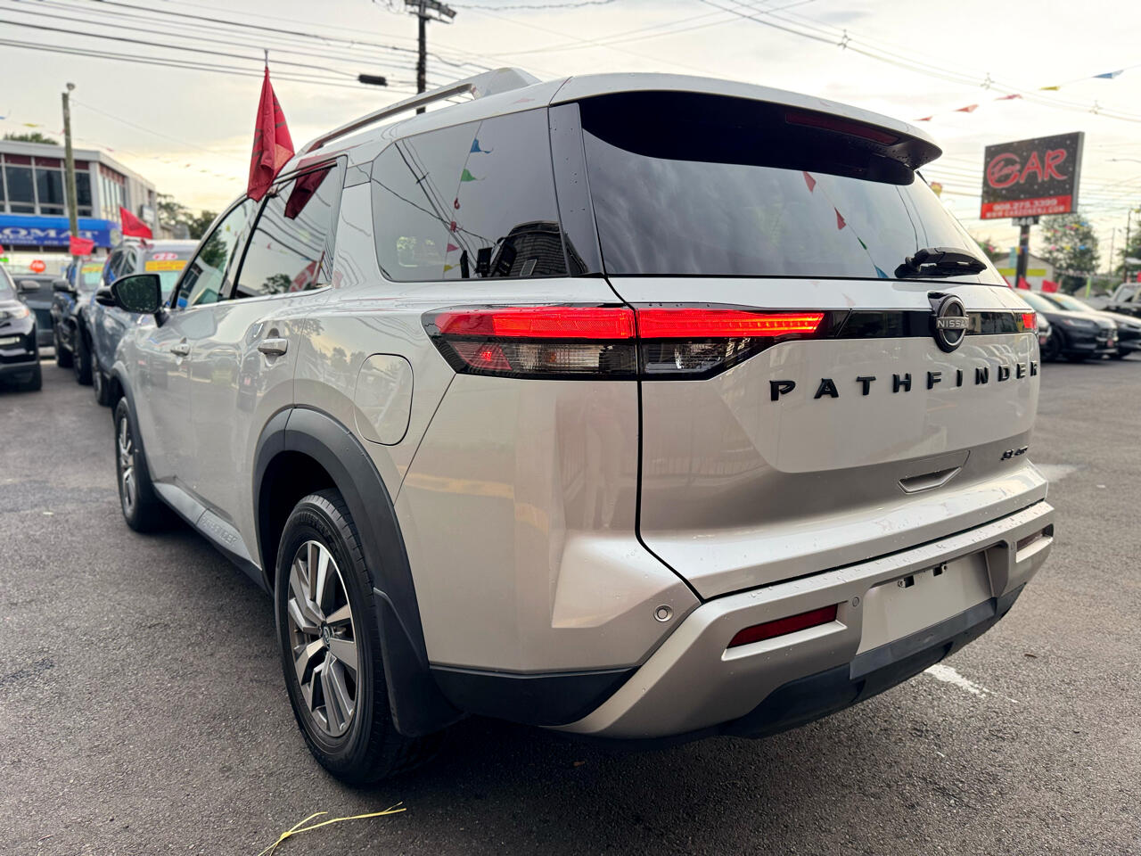 Nissan Pathfinder SL 4WD 2022