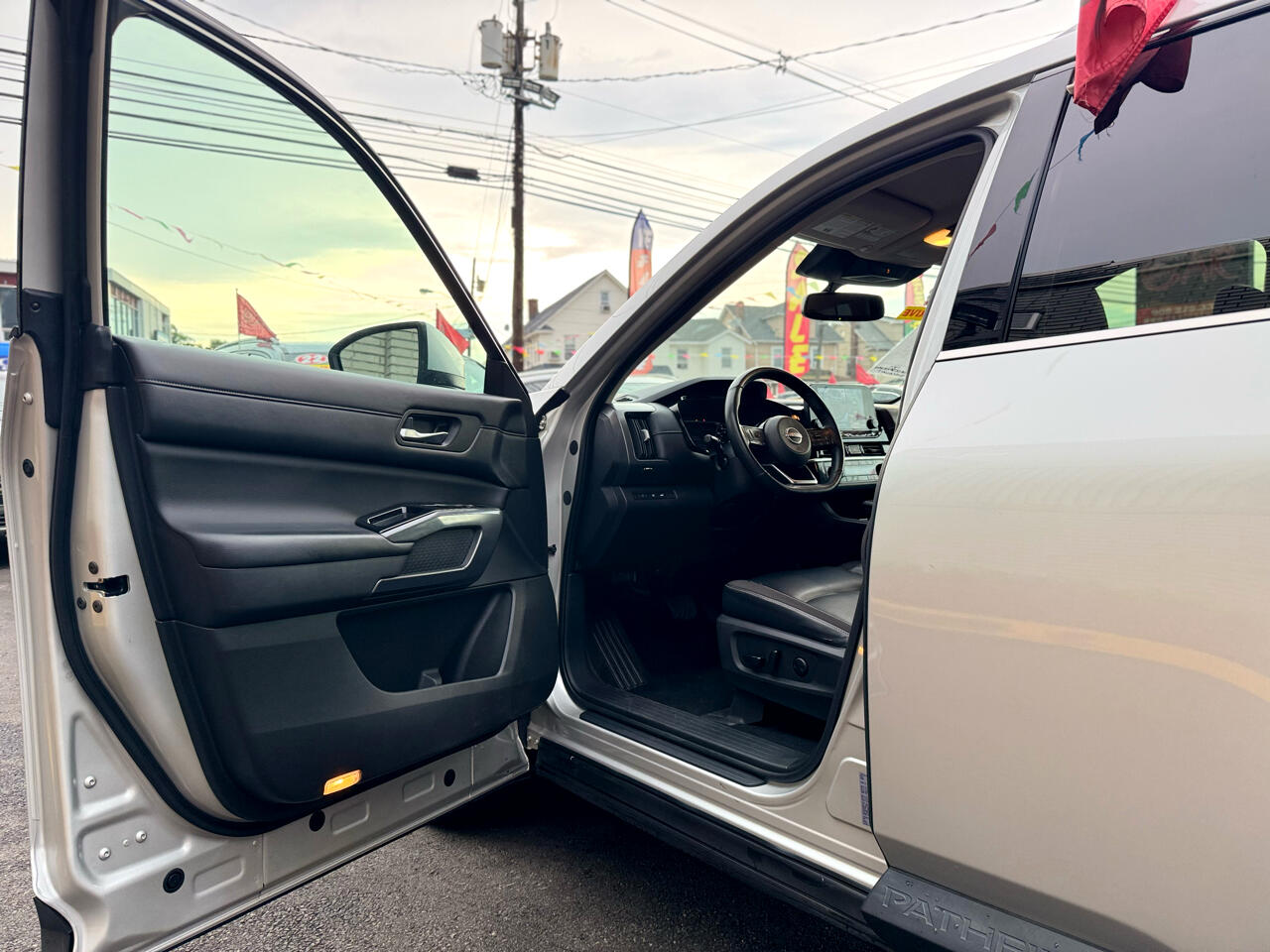 Nissan Pathfinder SL 4WD 2022