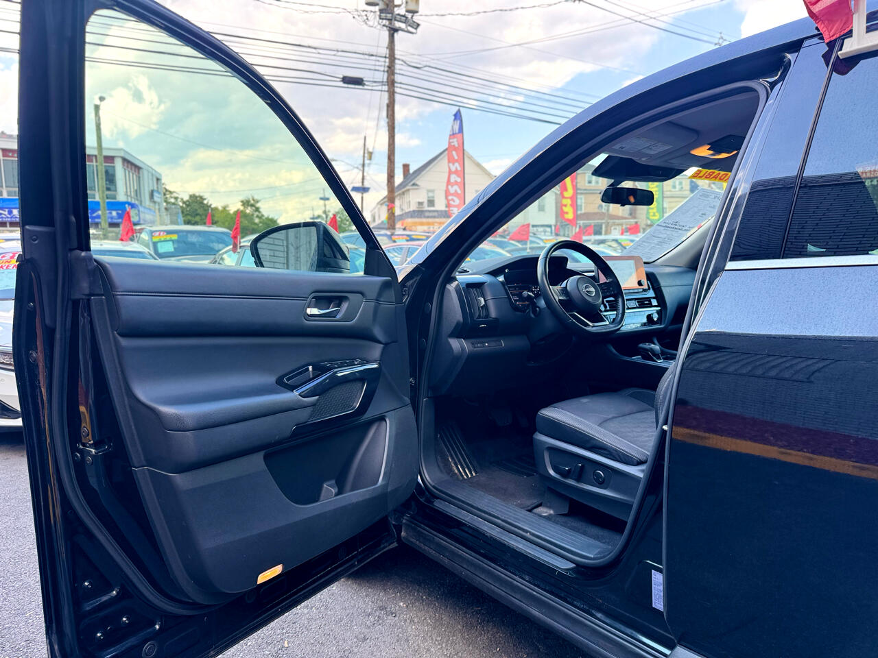 Nissan Pathfinder SV 4WD 2022