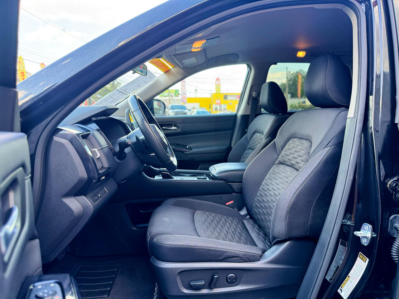 Nissan Pathfinder SV 4WD 2022