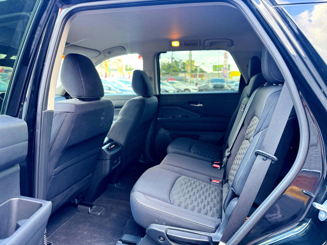 Nissan Pathfinder SV 4WD 2022