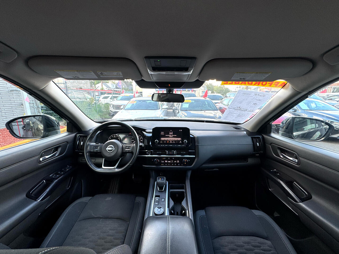 Nissan Pathfinder SV 4WD 2022