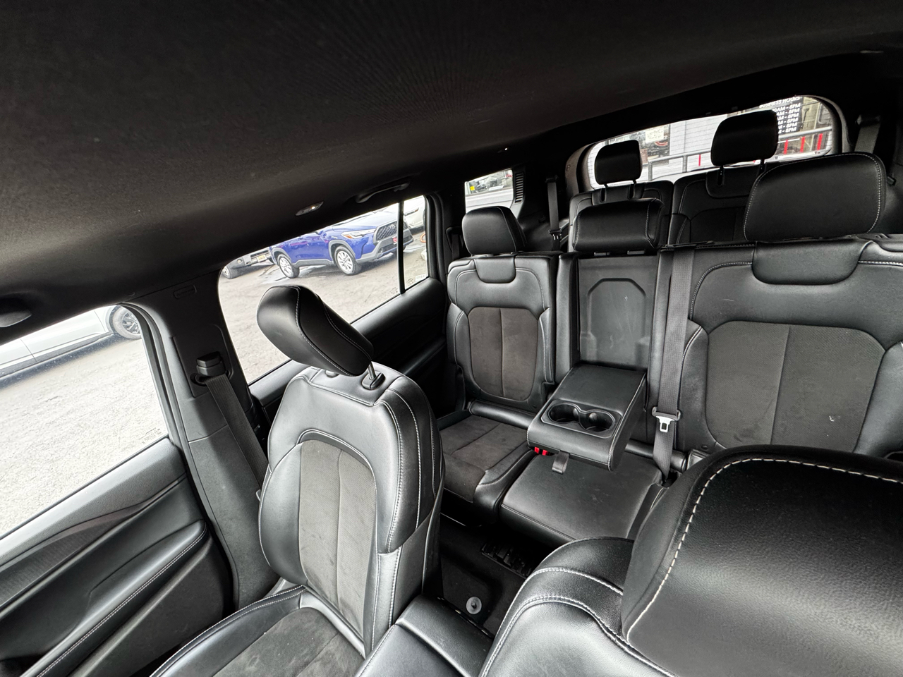 Jeep Grand Cherokee L Laredo 2023