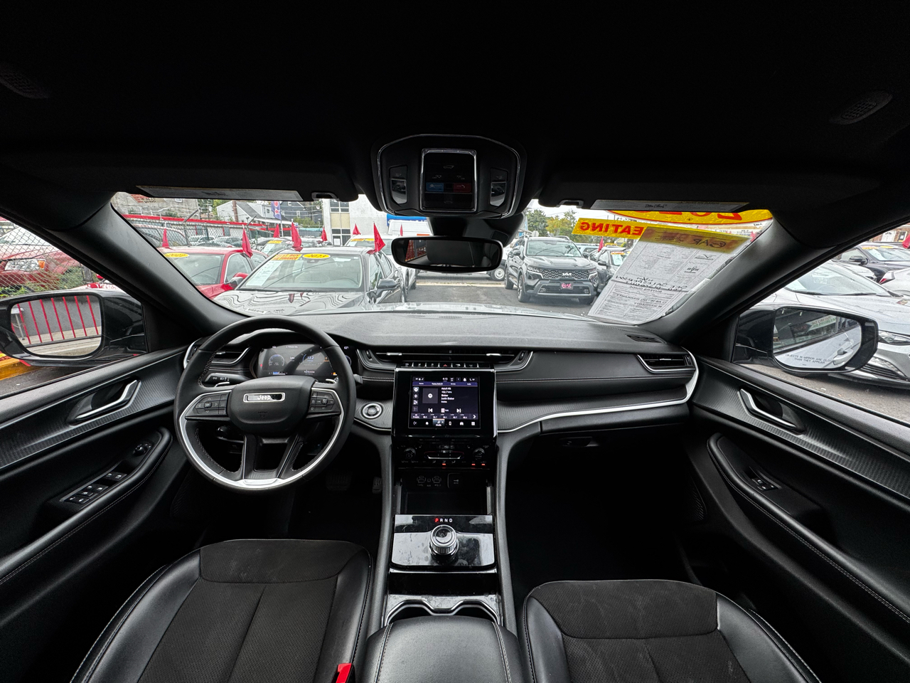 Jeep Grand Cherokee L Laredo 2023